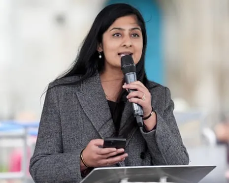 The Coventry South MP Consults Libel Legal Experts Following Clash With Jeremy Corbyn Over Organization Funds